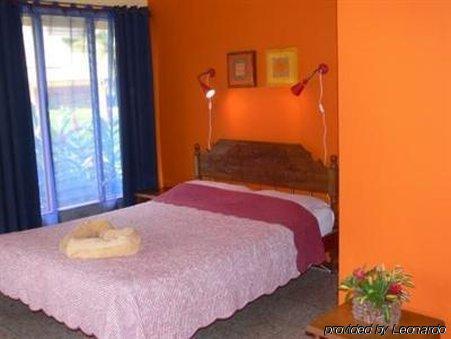 Vista Atenas Bed And Breakfast Mercedes  Room photo